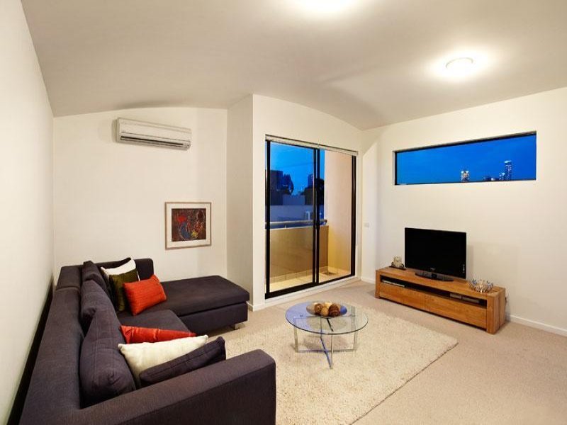 7/97 Cruikshank Street, Port Melbourne image 4