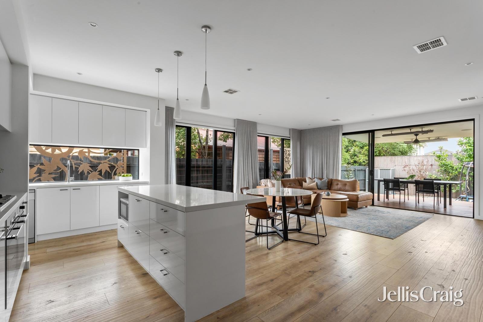 79A Parkmore Road, Bentleigh East image 2