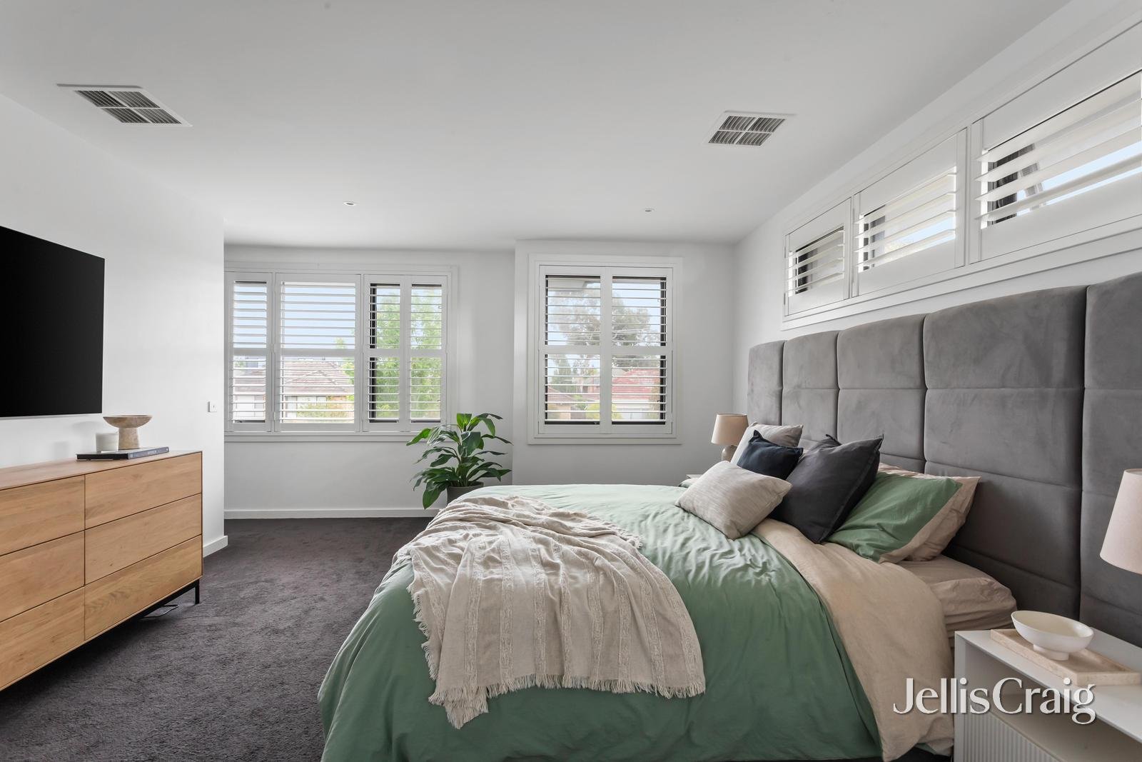 79A Parkmore Road, Bentleigh East image 8