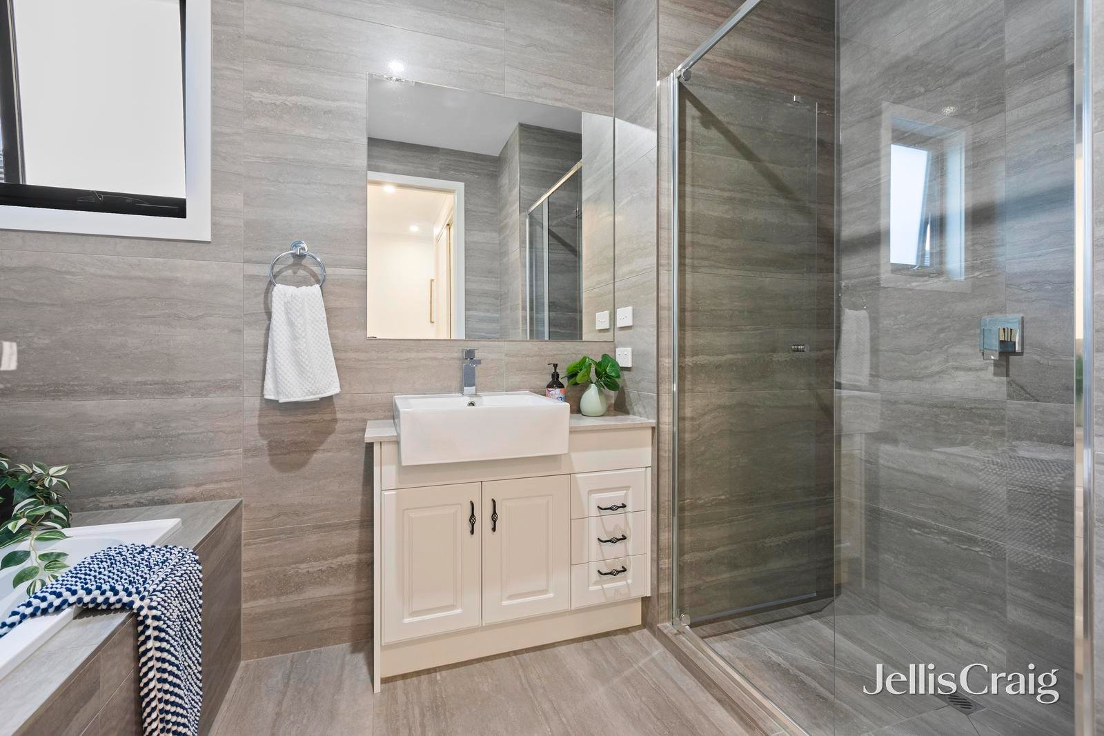 7a Abbin Avenue, Bentleigh East image 15
