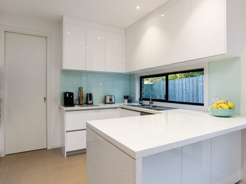 7A Bristol Court, Kilsyth image 5