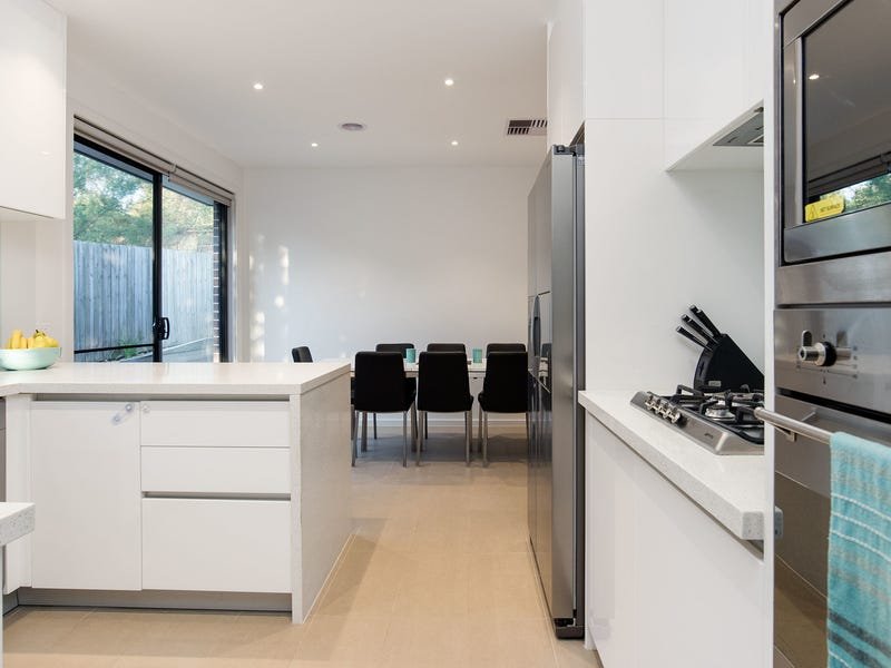 7A Bristol Court, Kilsyth image 7