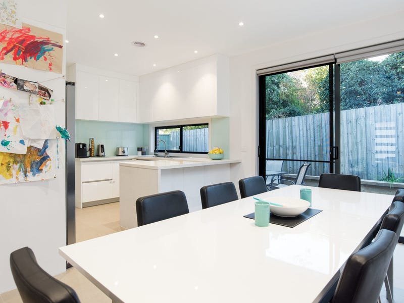 7A Bristol Court, Kilsyth image 8