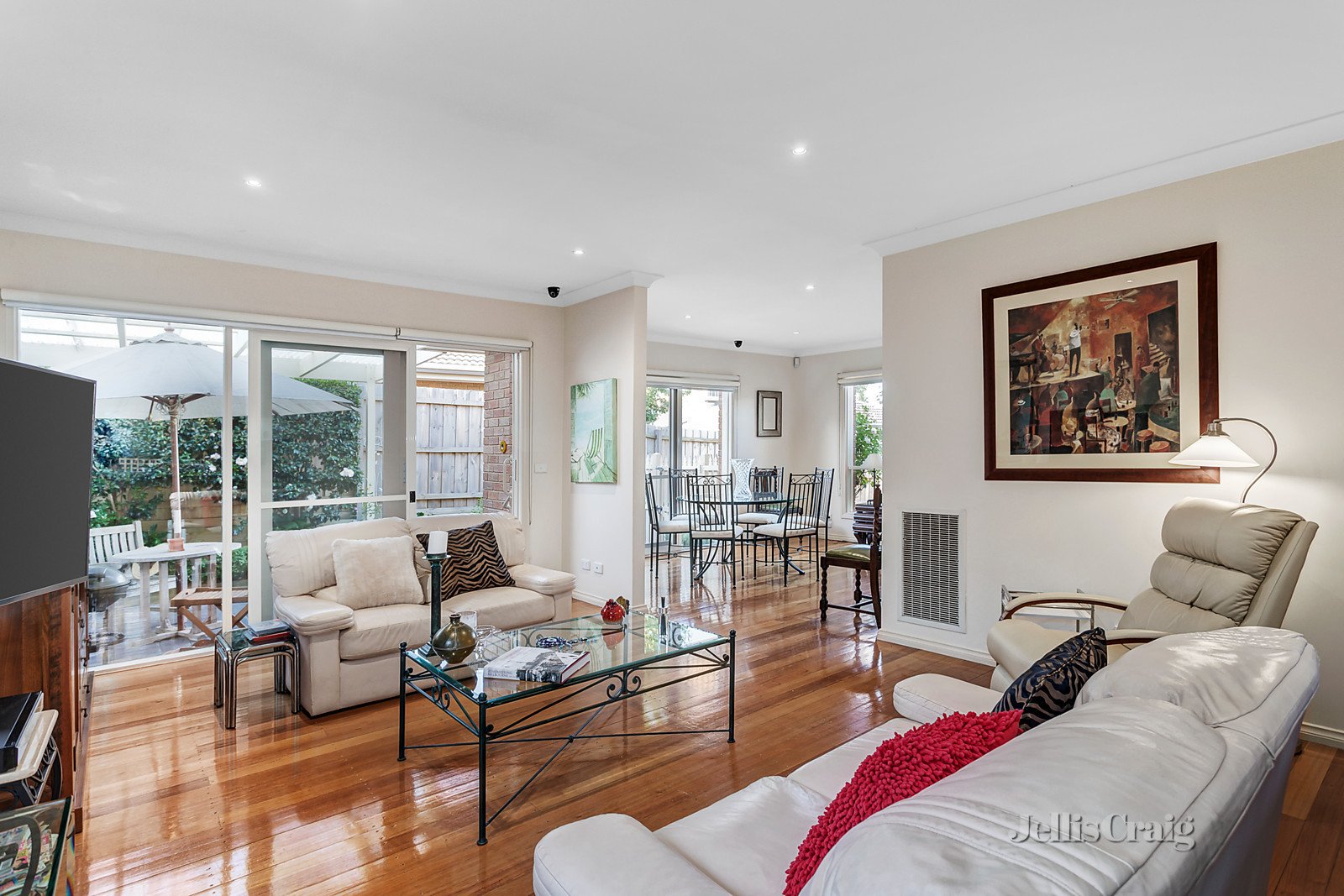 7A Calvin Crescent, Doncaster East image 2