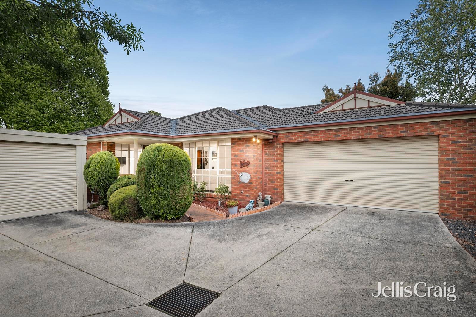 7A Carolanne Court, Mooroolbark image 1