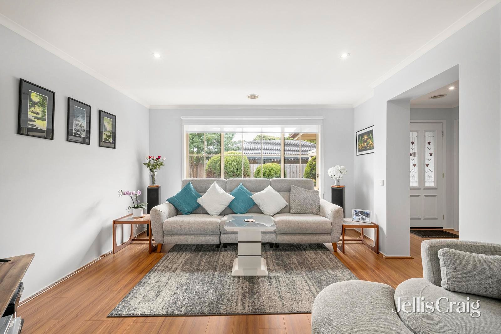 7A Carolanne Court, Mooroolbark image 2