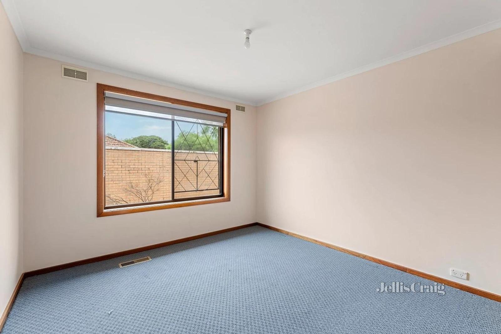 7A Clyde Court, Heidelberg image 4