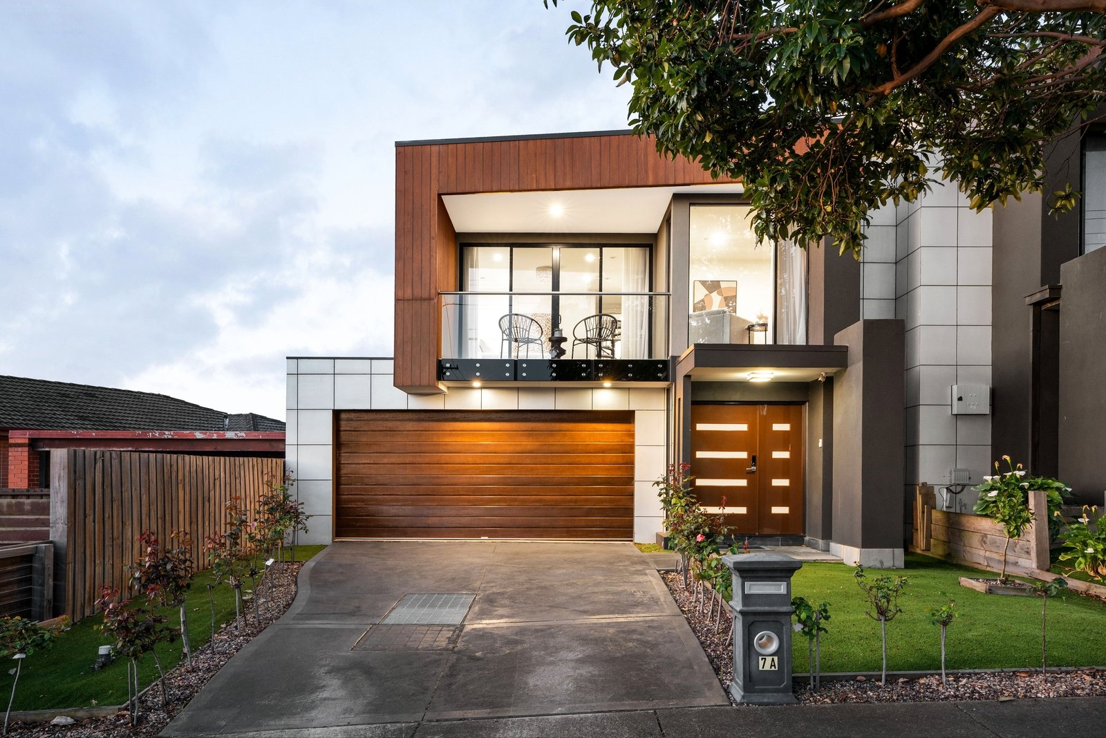 Property Gallery - Main Image
