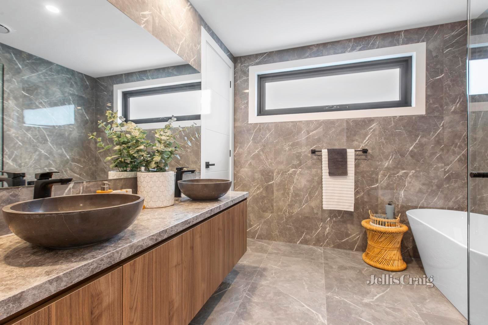 7A Hayfield Road, Mount Waverley image 9