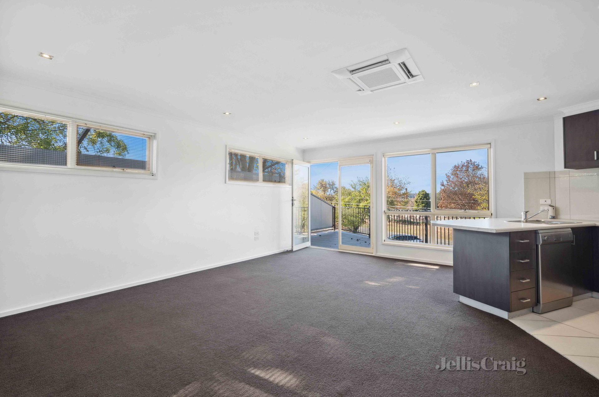 7A Lexton Street, Lake Wendouree image 3