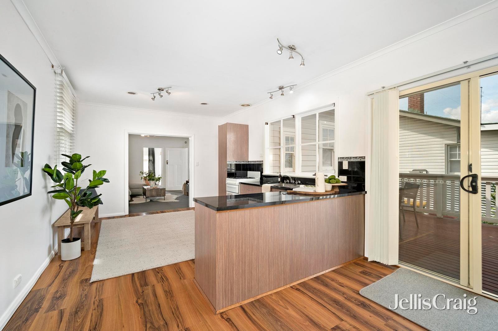 7A Queen Victoria Street, Newington image 3