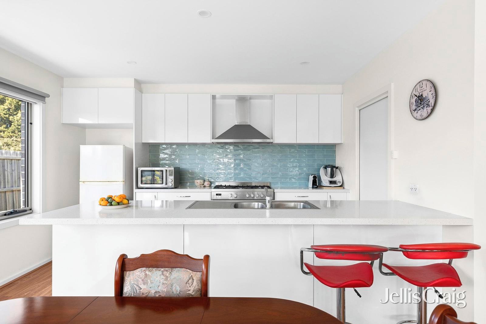 7a St Anthony Court, Lara image 3