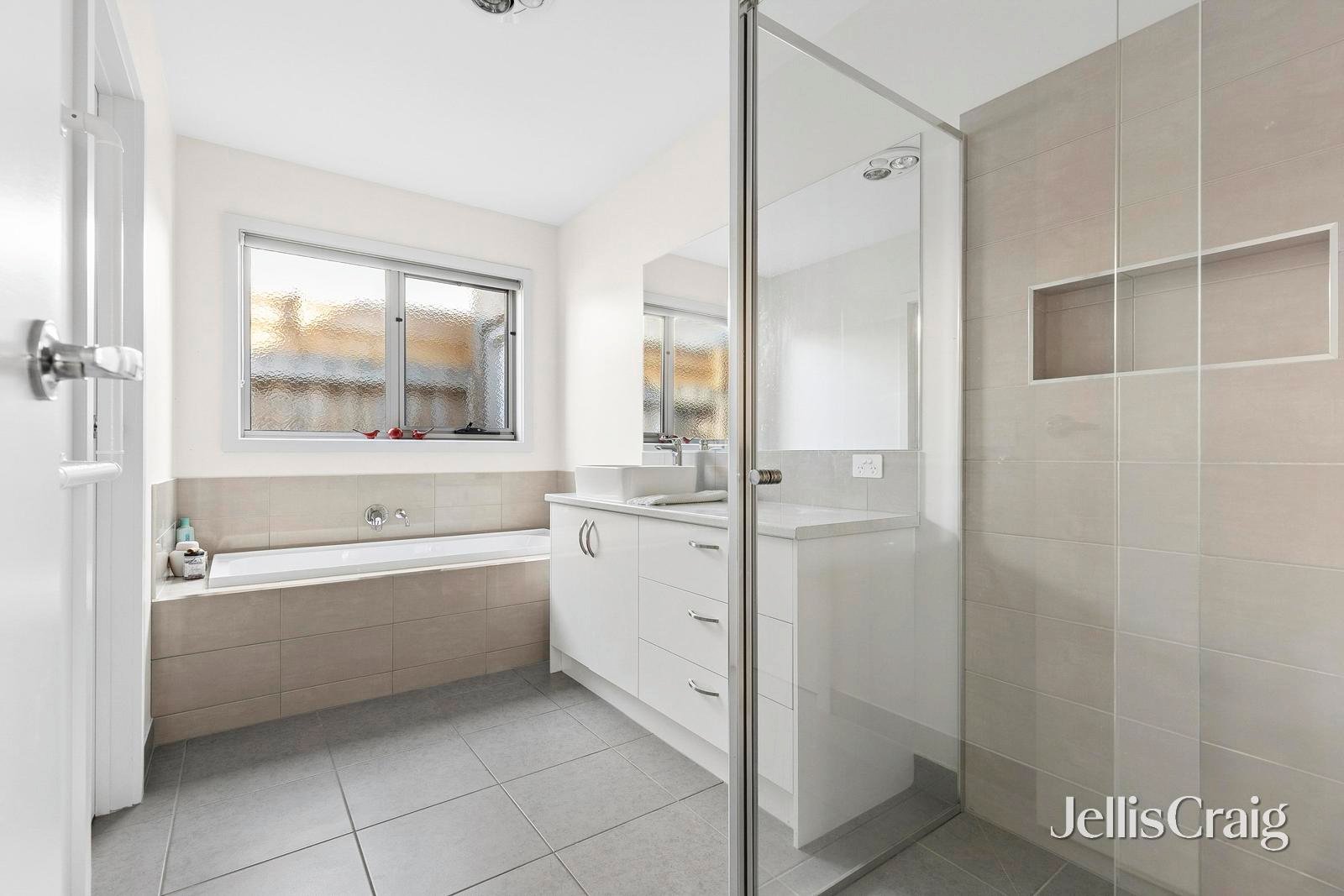 7a St Anthony Court, Lara image 9