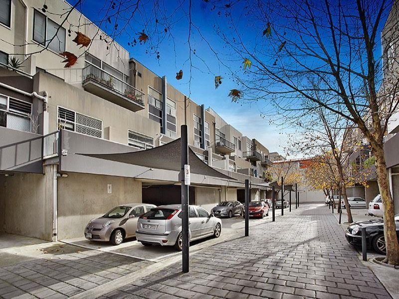 7A/10 Clifton Street, Prahran image 5