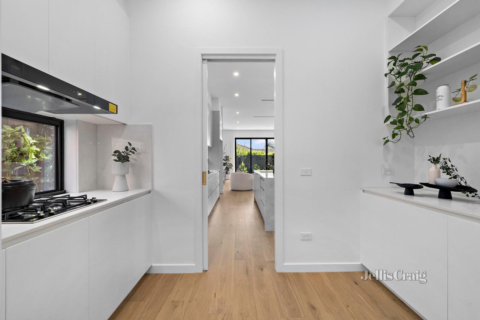 7b Doon Avenue, Glen Waverley image 9