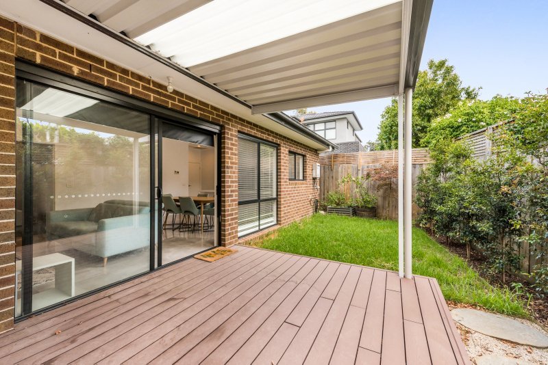 7B Elmhurst Road, Blackburn image 6