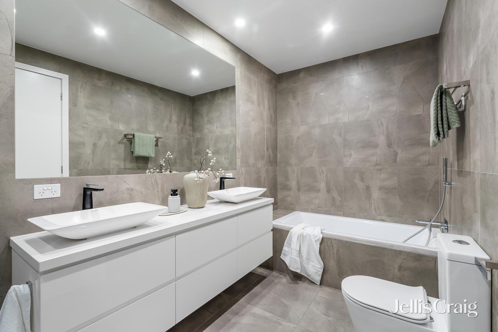 7b Melva Street, Bentleigh East image 12