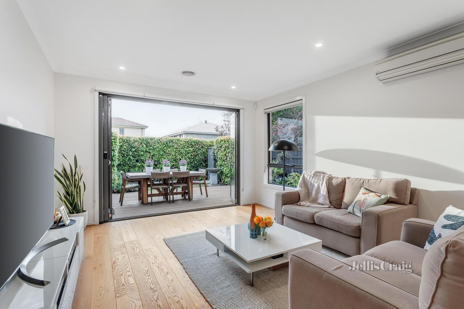 7B Porter Road, Bentleigh image 3