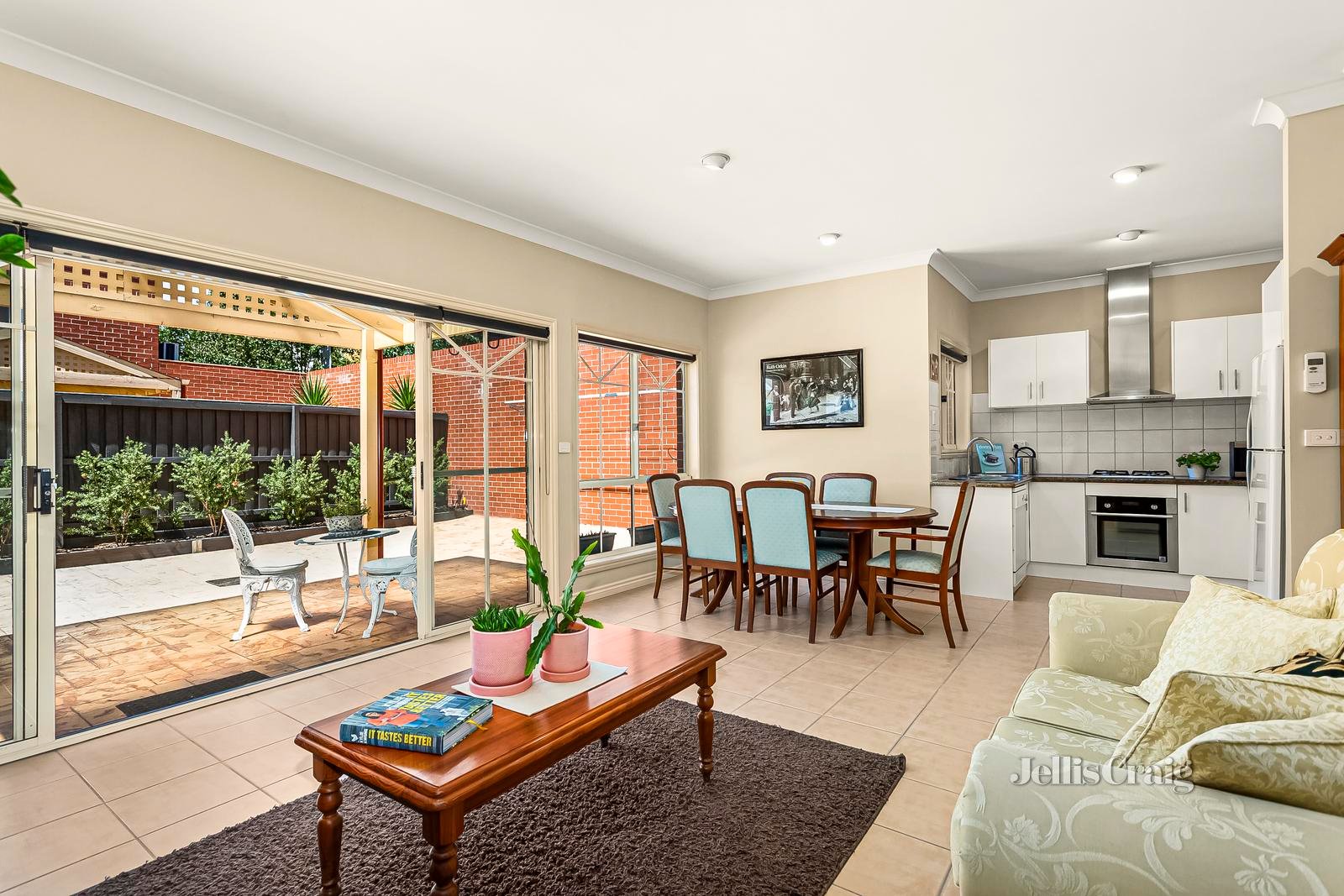 7C Langs Road, Ascot Vale image 2