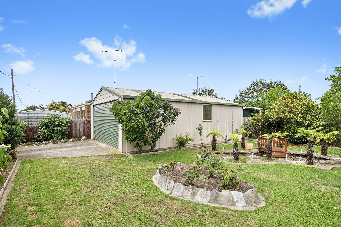 8-10 St James Street, St Albans Park image 6