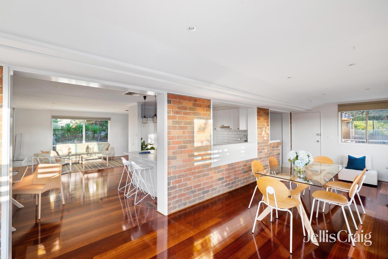 8 Acworth Court, Greensborough image 9