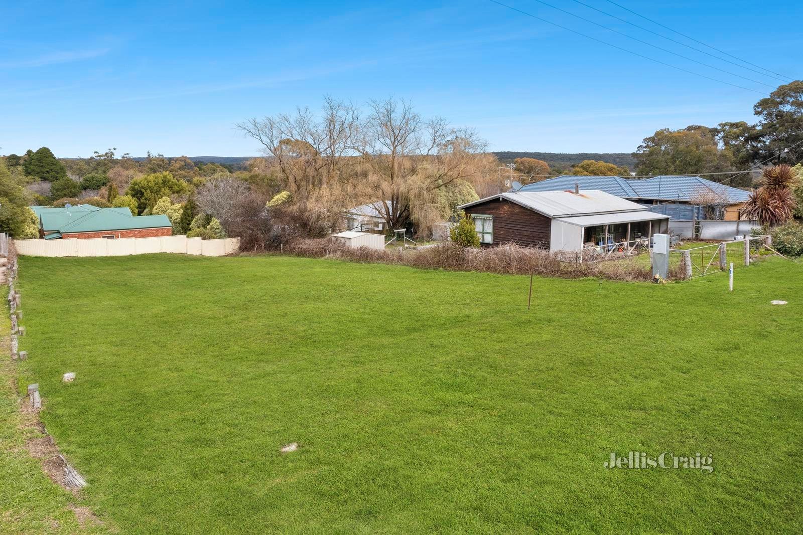 8 Albert Lane, Daylesford image 3
