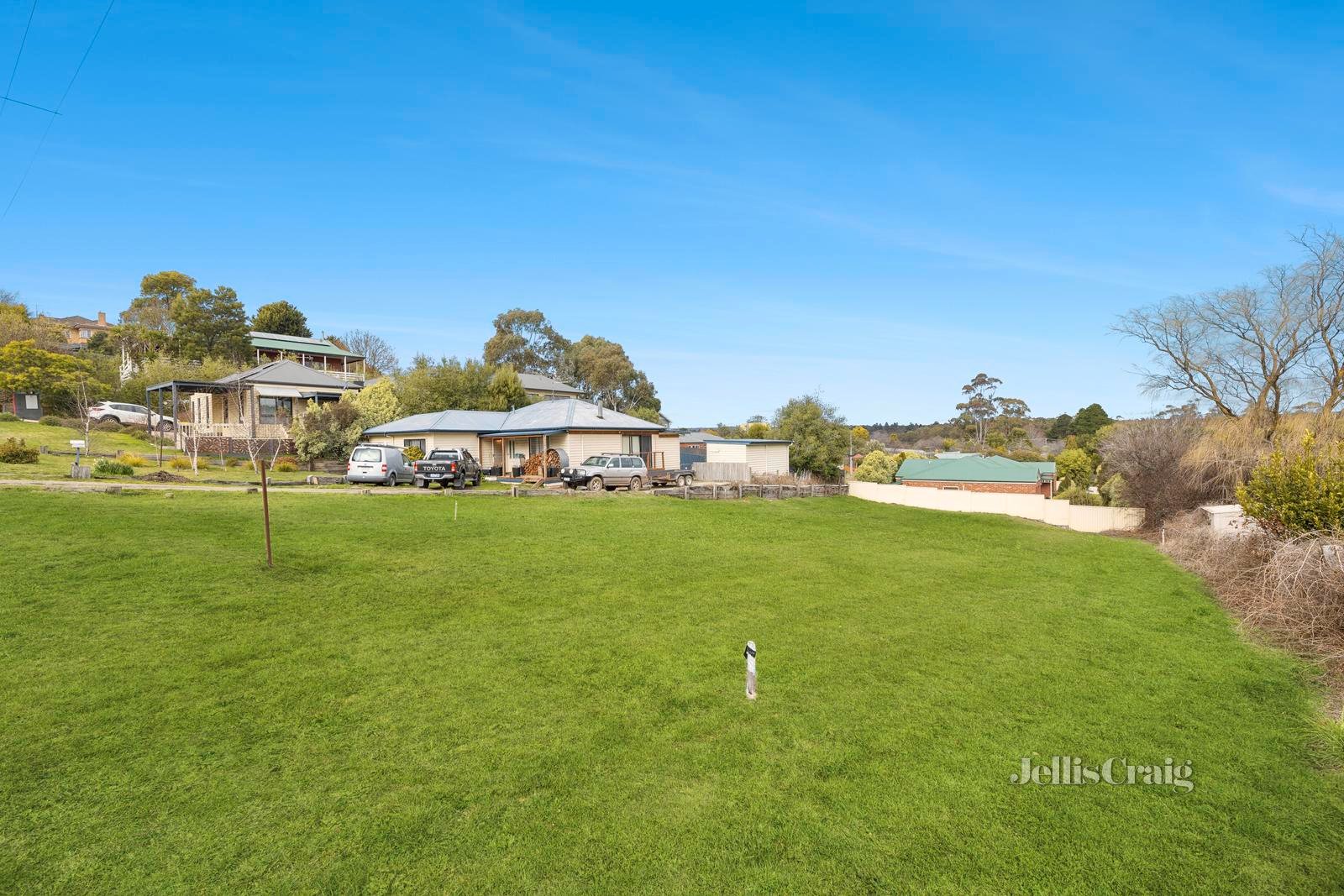 8 Albert Lane, Daylesford image 4
