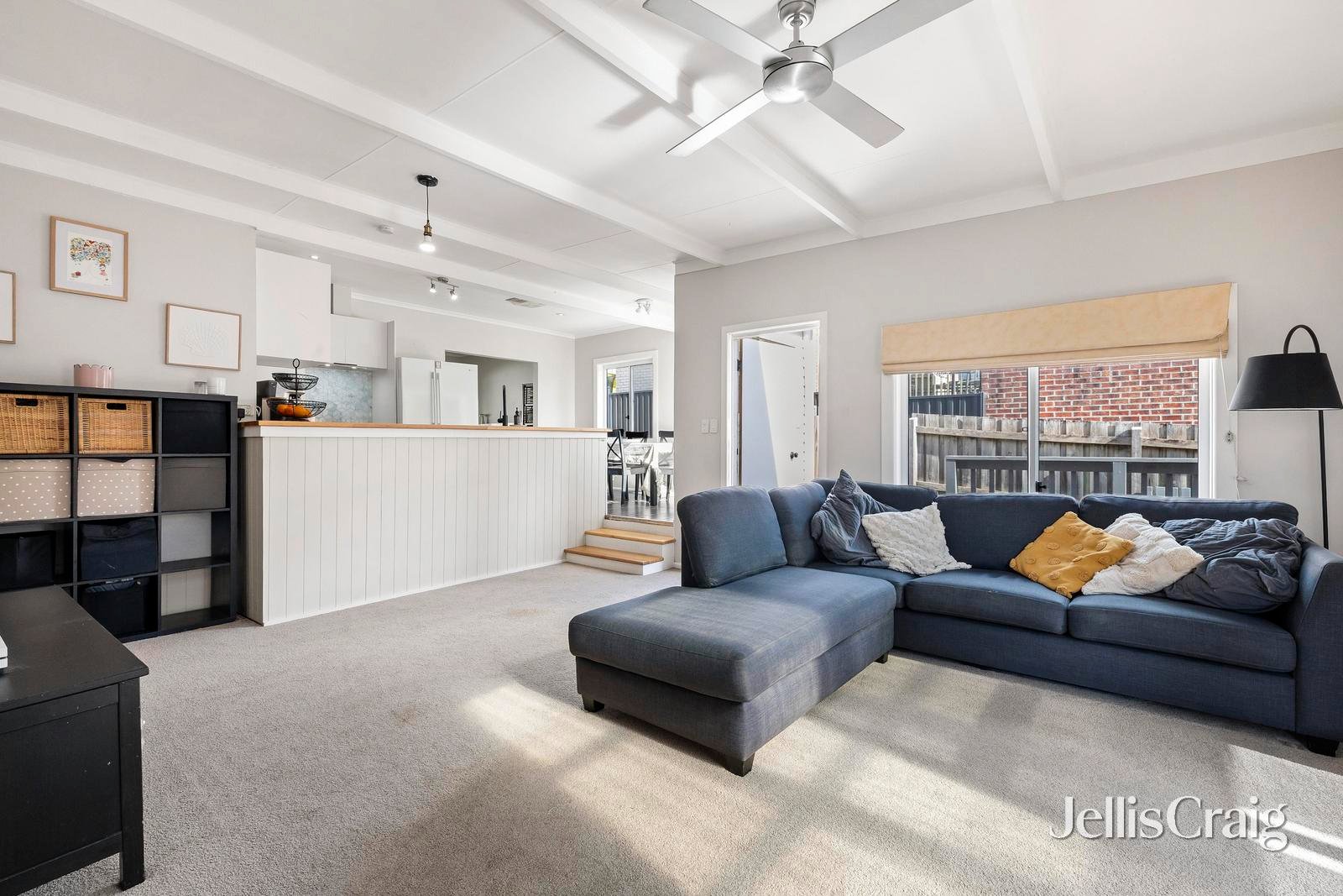 8 Albert Road, Lilydale image 2