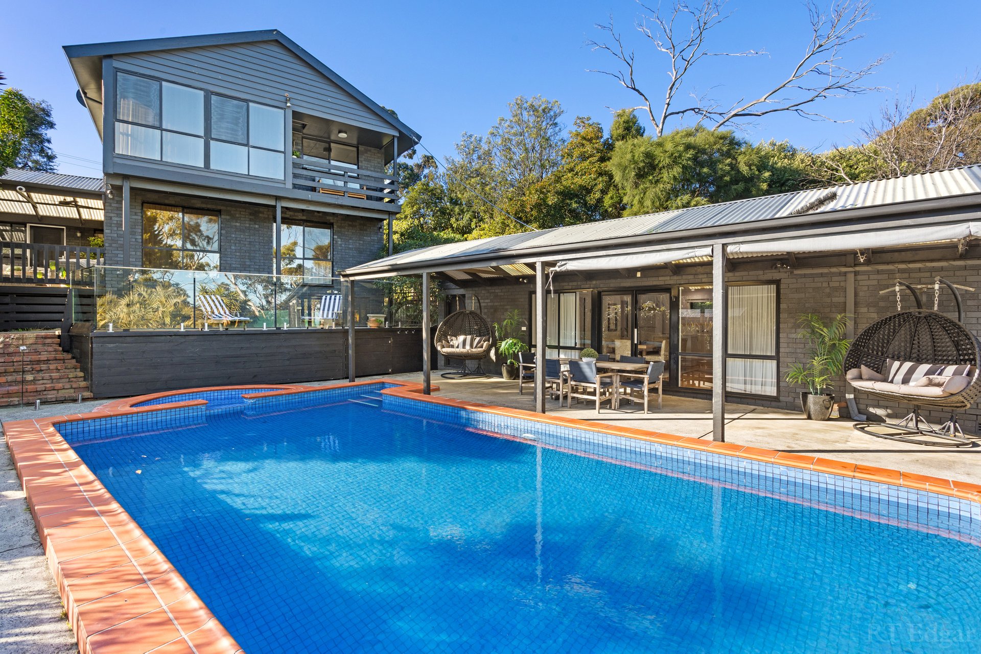 Property Gallery - Main Image