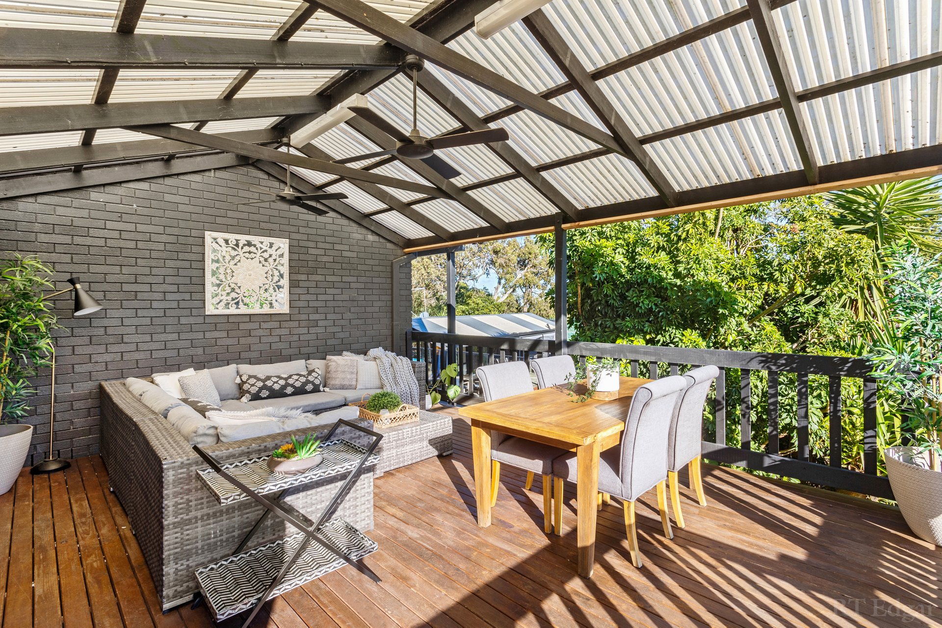 Property Gallery Thumbnail 9