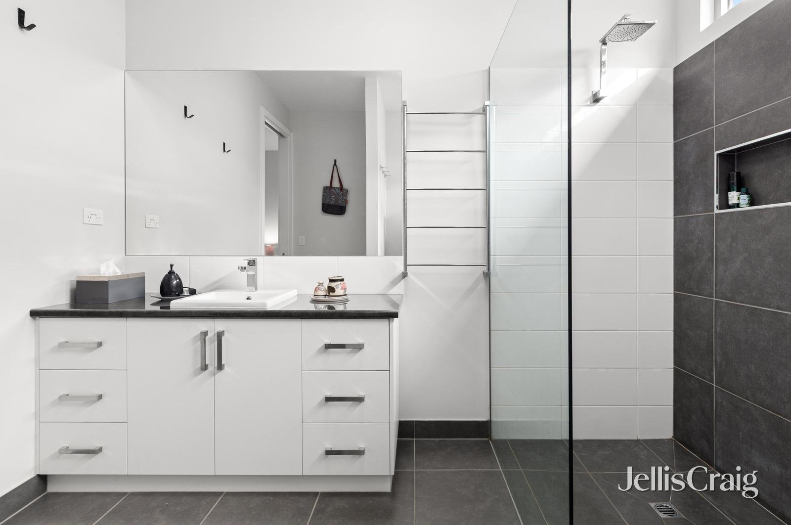8 Allura Drive, Alfredton image 14