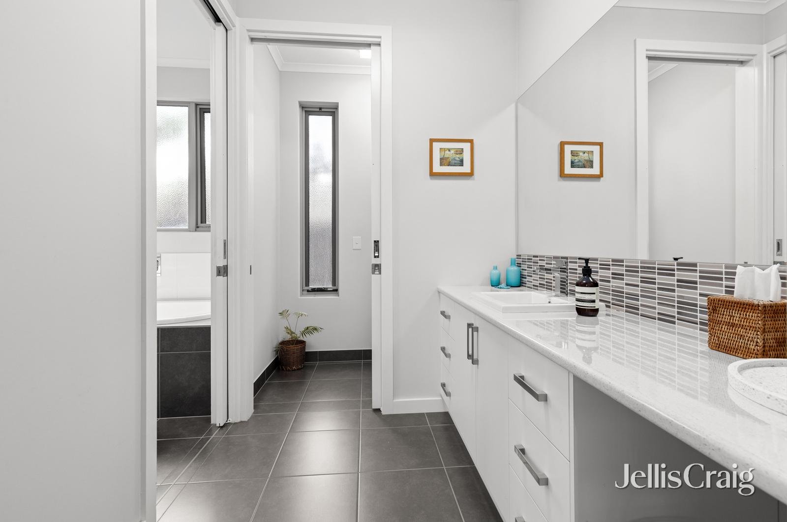 8 Allura Drive, Alfredton image 11