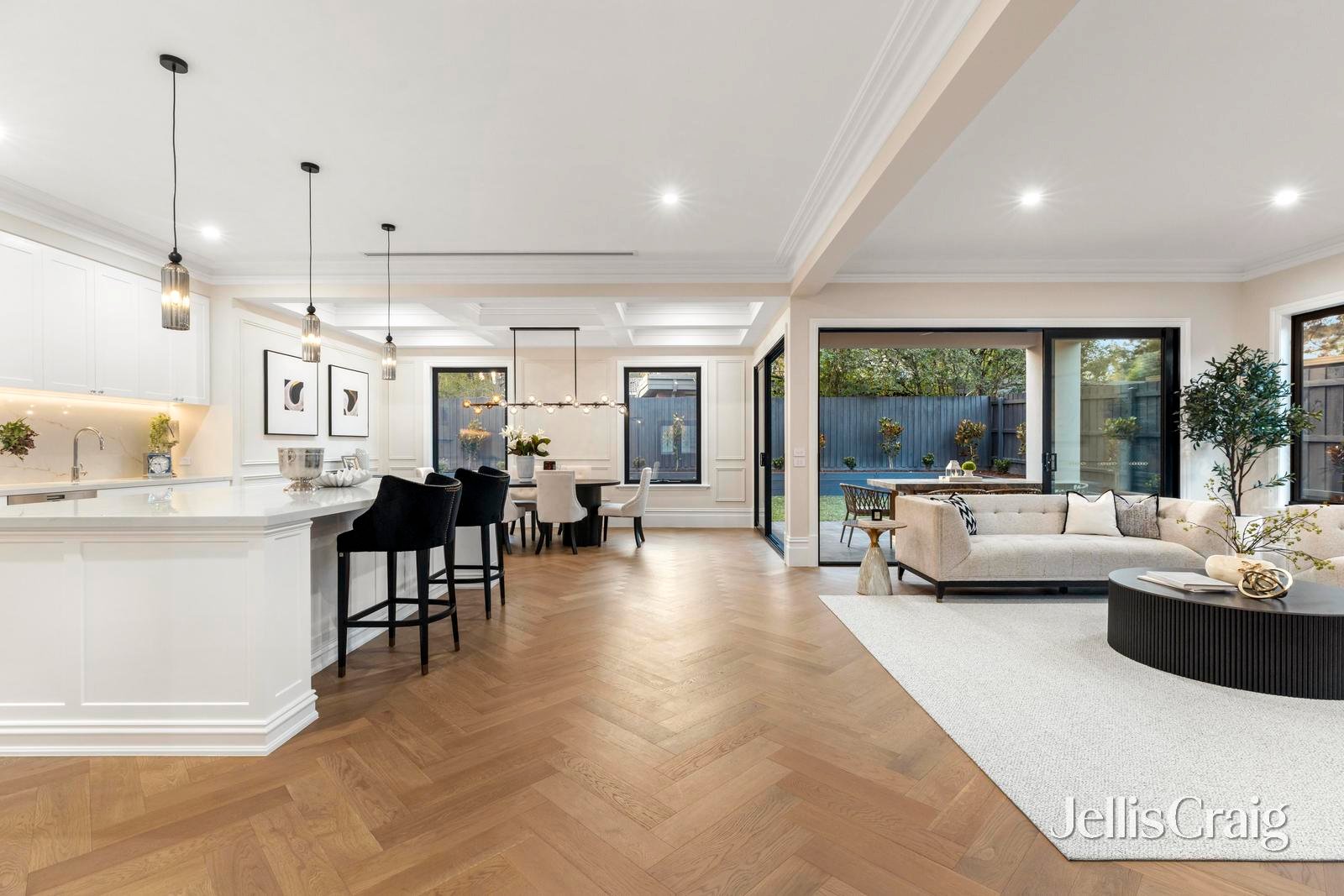 8 Amesbury Avenue, Wantirna image 7