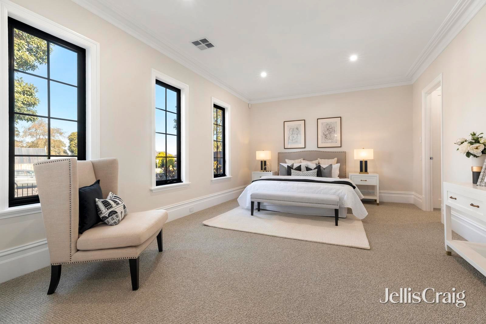 8 Amesbury Avenue, Wantirna image 13