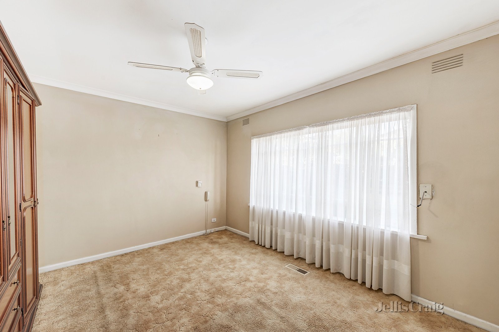 8 Apex Crescent, Bulleen image 6