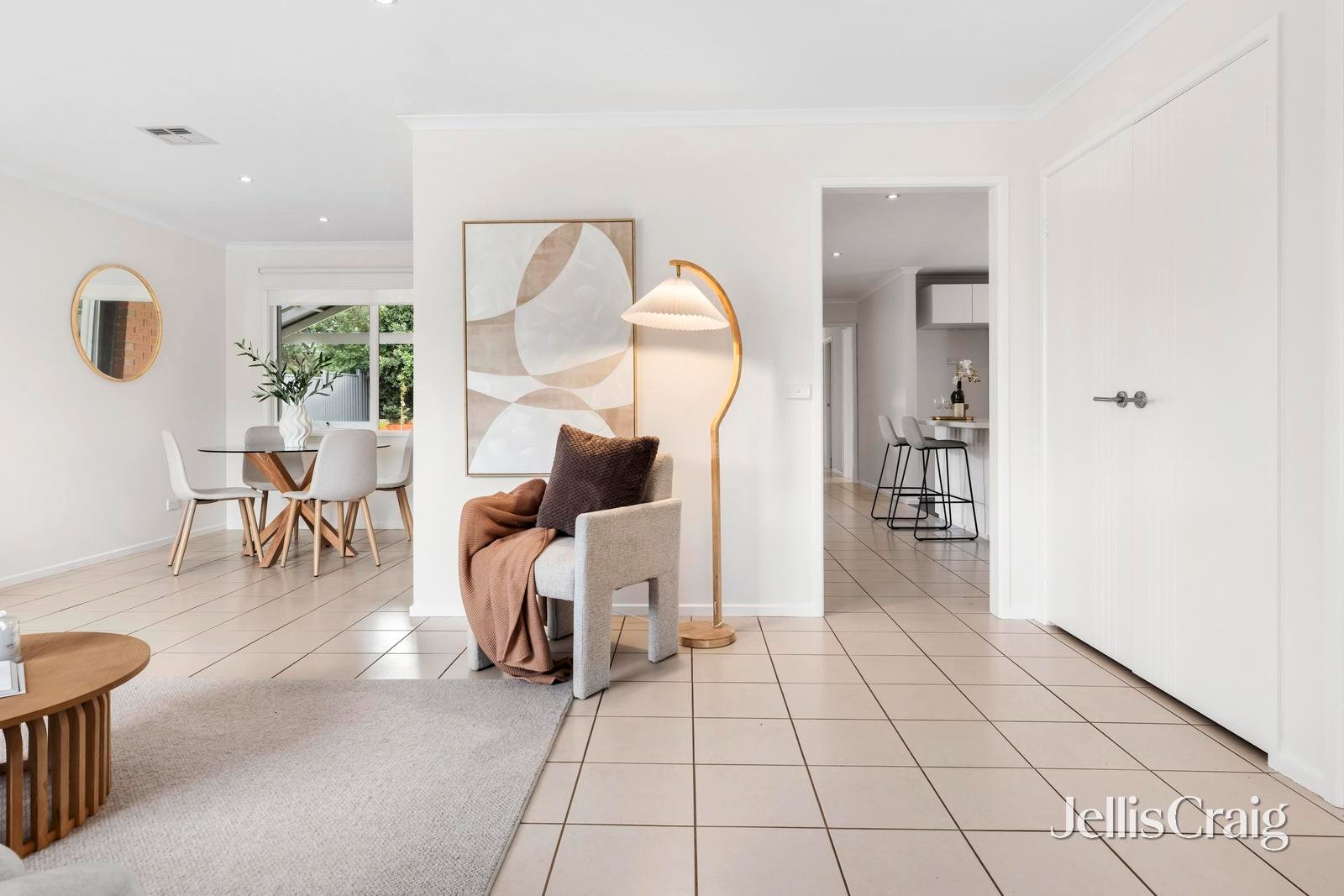 8 Arthur Phillip Drive, Endeavour&nbsp;Hills image 8