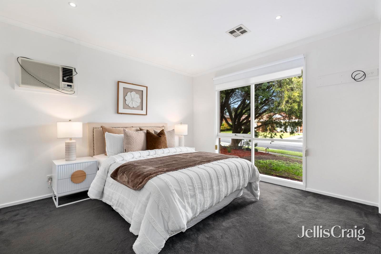 8 Arthur Phillip Drive, Endeavour&nbsp;Hills image 11