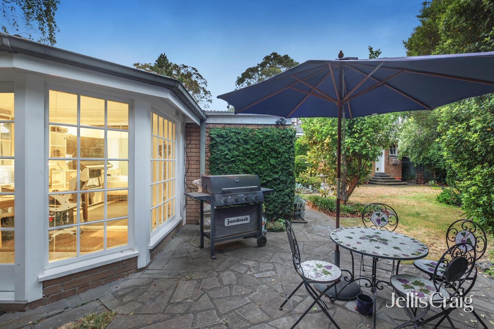 8 Aruma Court, Burwood&nbsp;East image 11