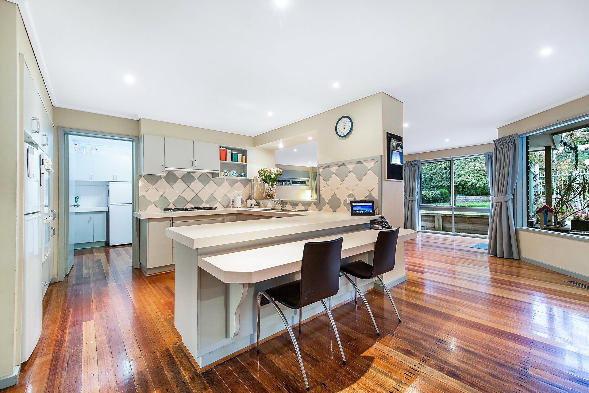 8 Aston Heath, Glen&nbsp;Waverley image 1