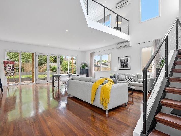 8 Austin Street, Newtown image 8