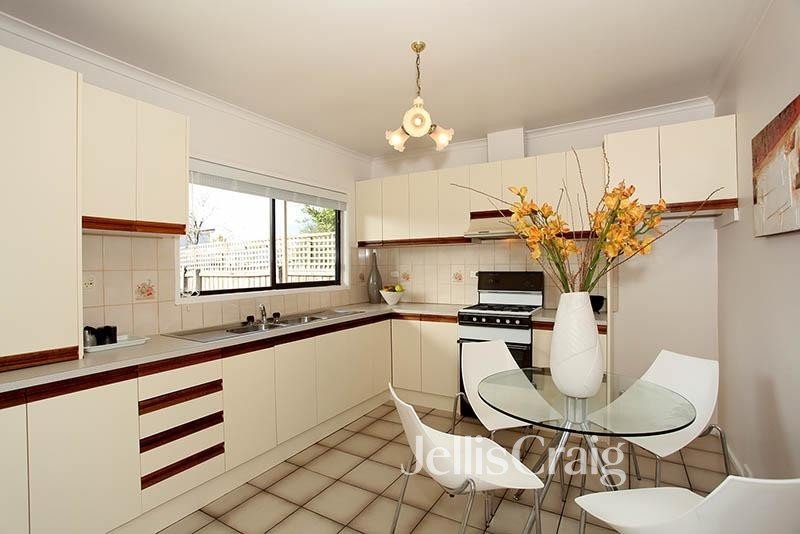 8 Austral Avenue, Brunswick image 2