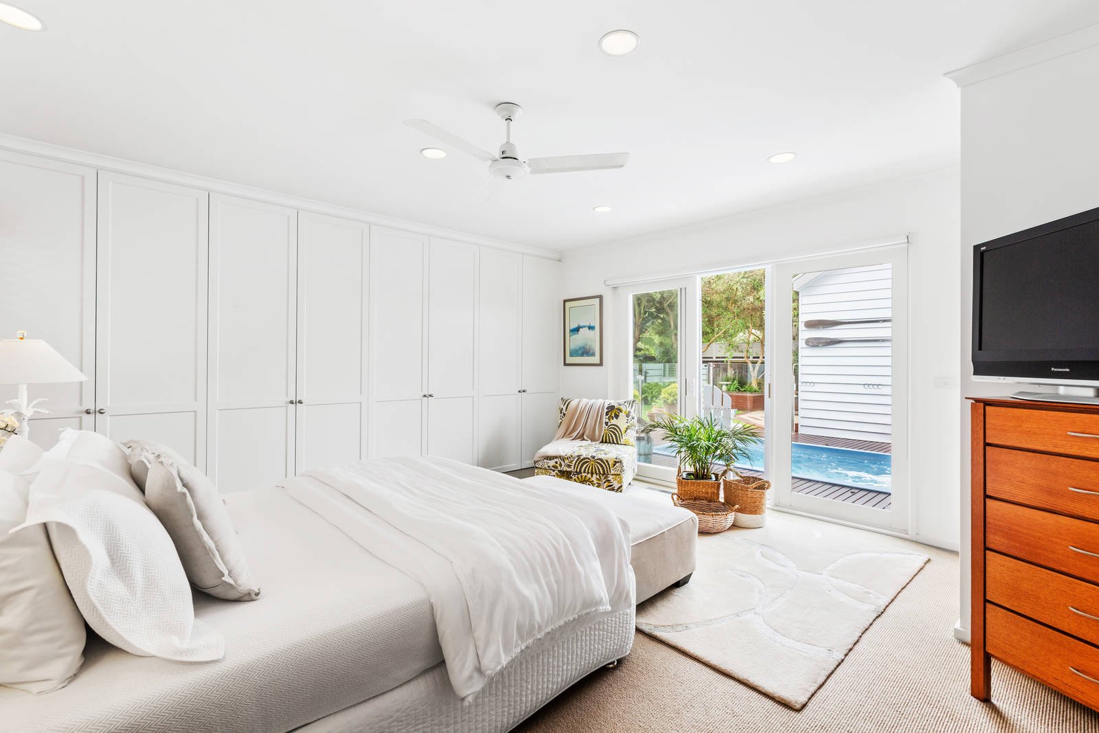 Property Gallery Thumbnail 6