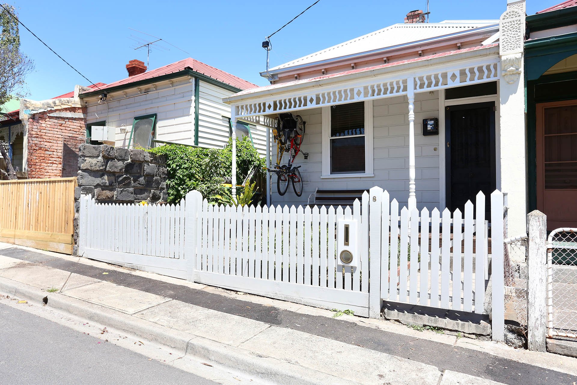 8 Balgonie Place, NORTHCOTE VIC 3070