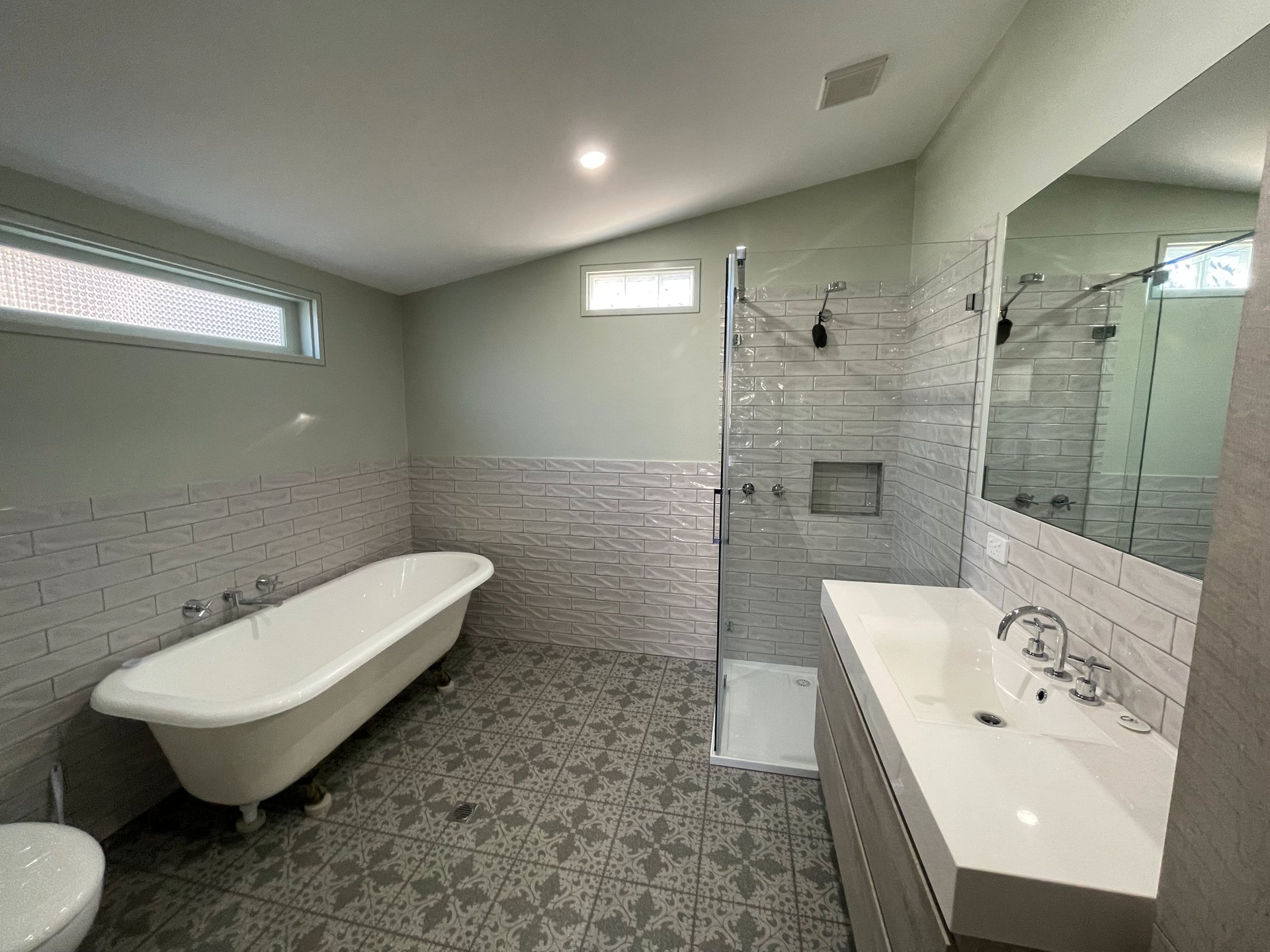 8 Balliang Street, South&nbsp;Geelong image 2