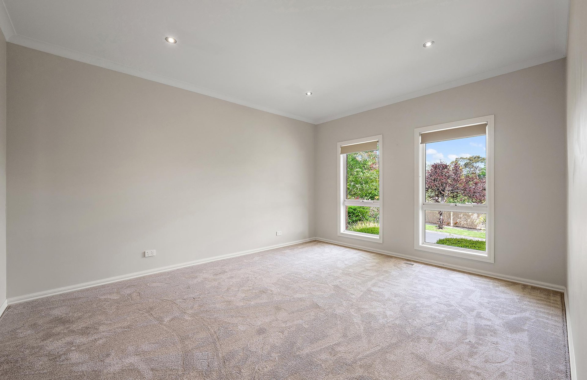 8 Balmoral Street, Kilsyth image 6