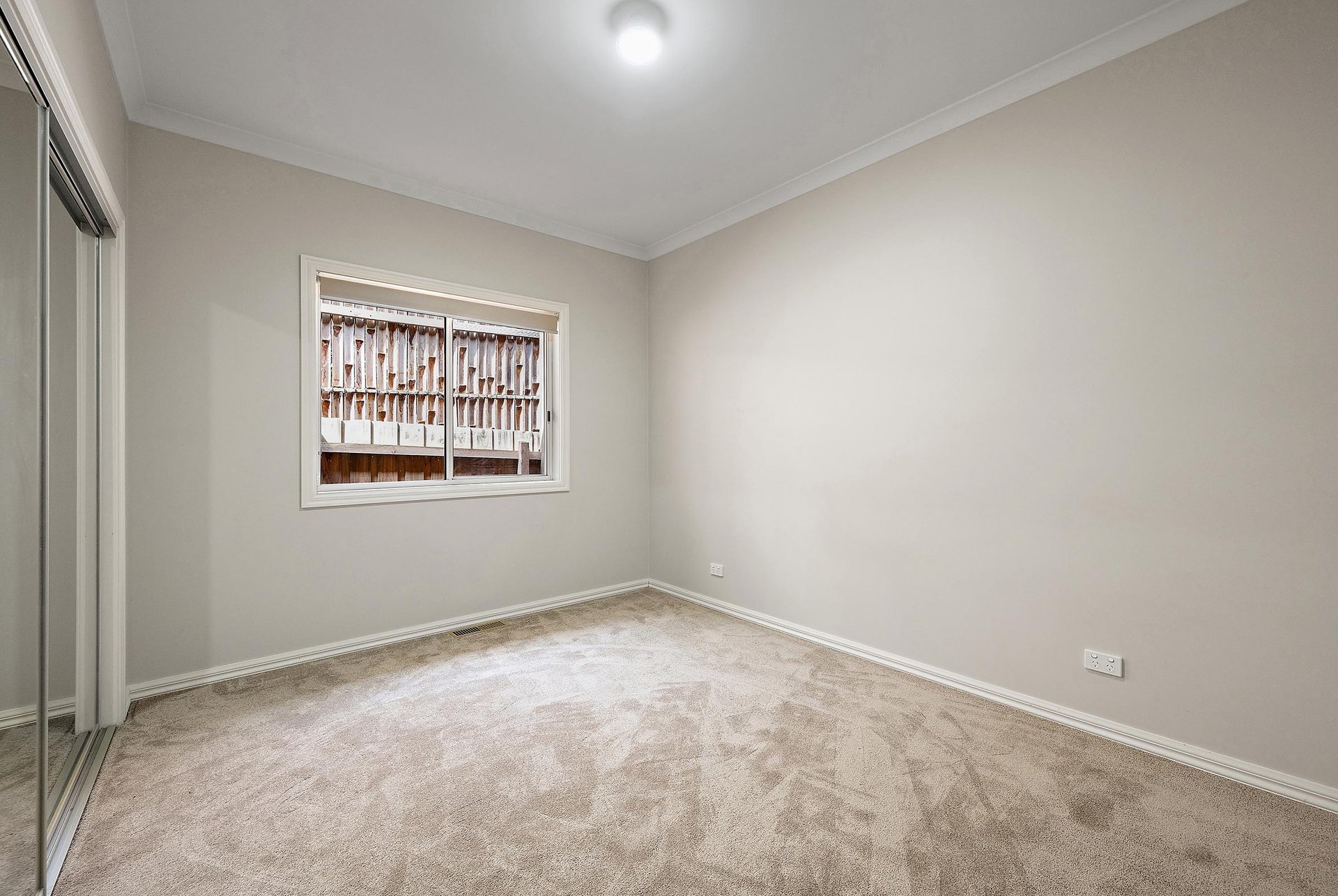 8 Balmoral Street, Kilsyth image 9