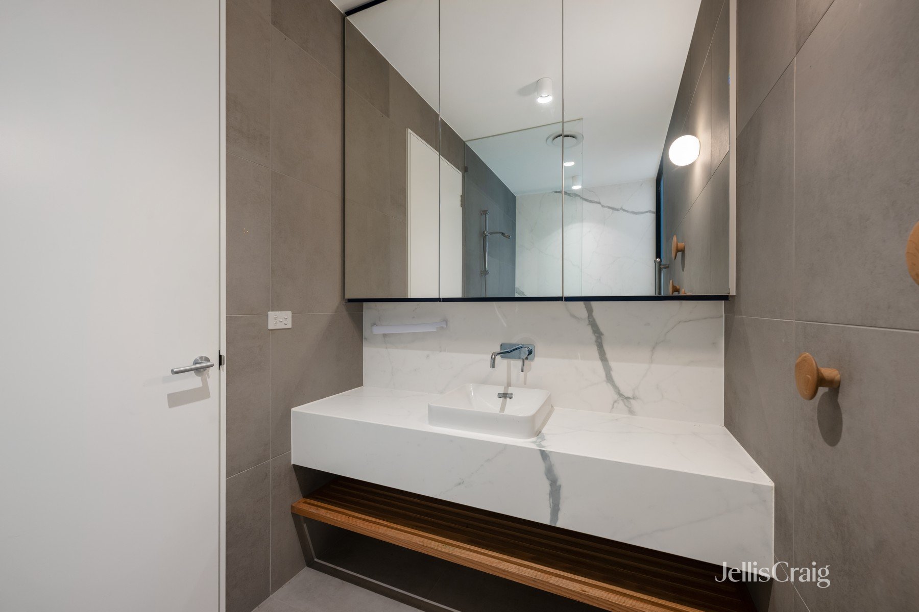 8 Bank Street, Northcote image 11