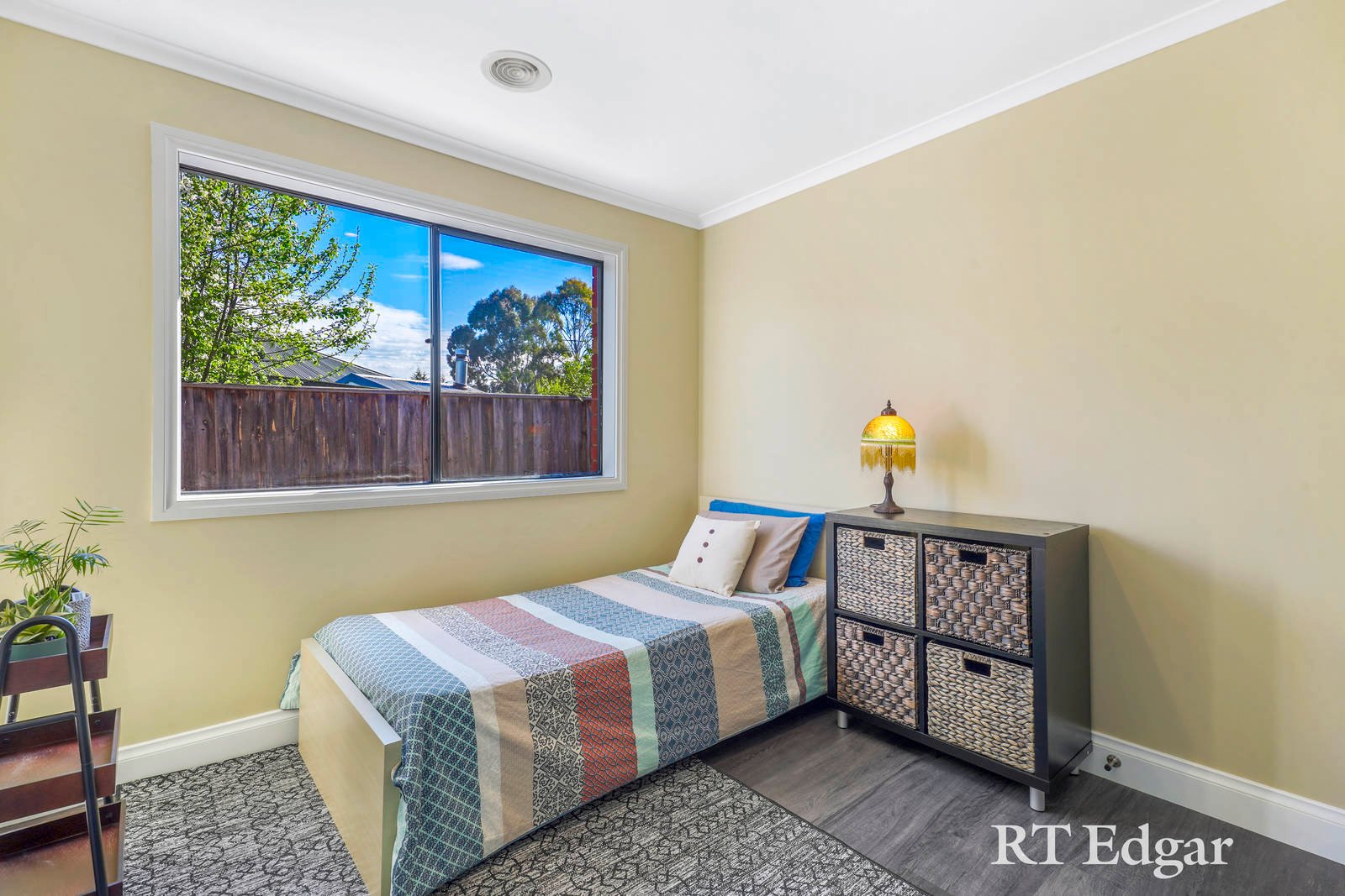 Property Gallery Thumbnail 10