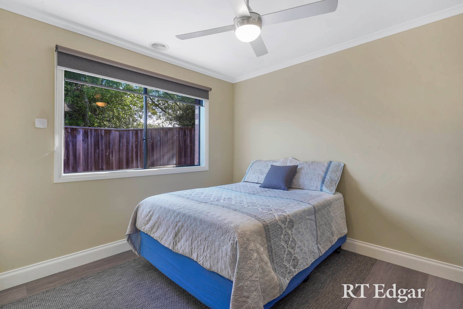 Property Gallery Thumbnail 11