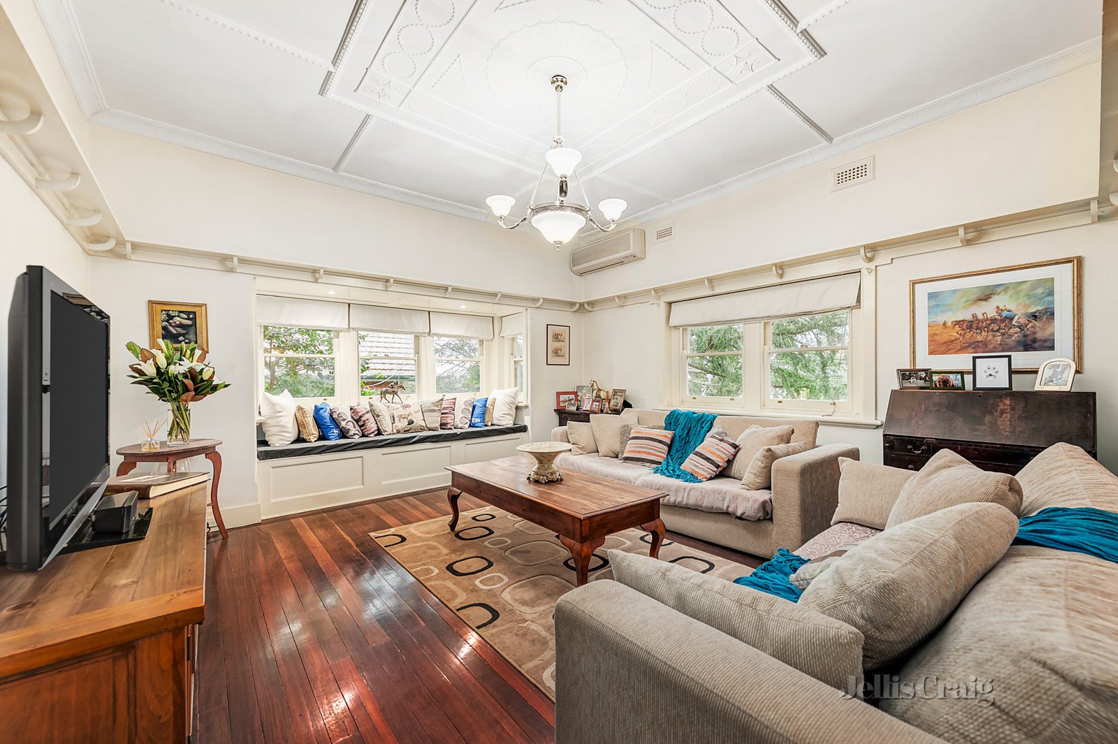 8 Barbara Avenue, Glen Iris image 4